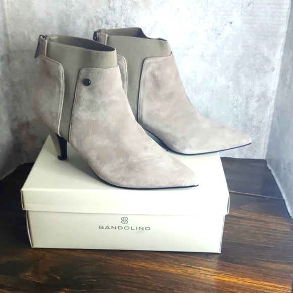 Bandolino Shoes - Bandolino Bari Taupe Suede Pointed Toe Kitten Ankle Booties new 8M